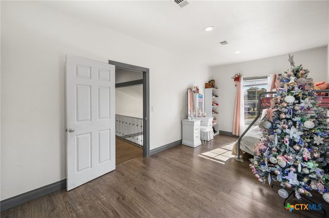 23019 Hilltop Peaks, Elmendorf, TX 78112