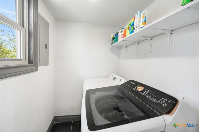 23019 Hilltop Peaks, Elmendorf, TX 78112