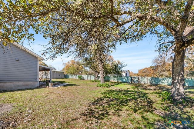 23019 Hilltop Peaks, Elmendorf, TX 78112