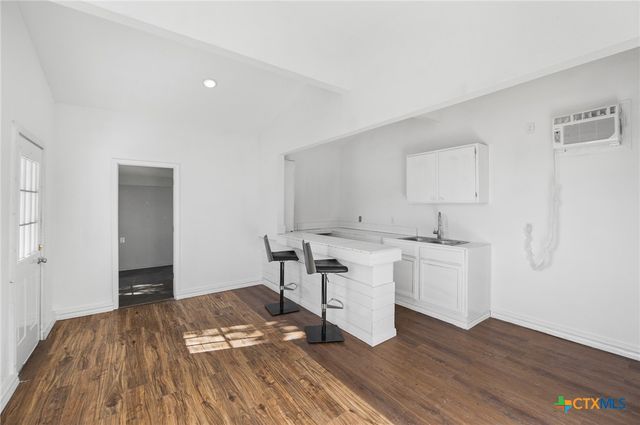 23019 Hilltop Peaks, Elmendorf, TX 78112