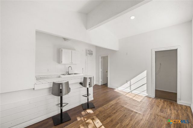 23019 Hilltop Peaks, Elmendorf, TX 78112