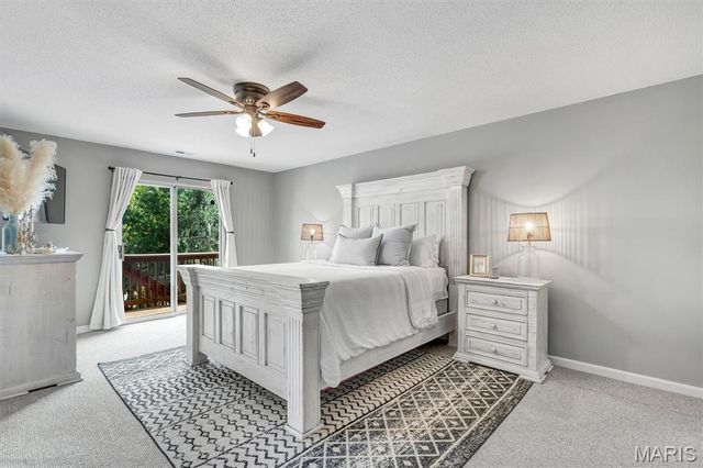 8912 Eager Road, Brentwood, MO 63144