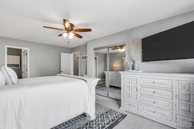 8912 Eager Road, Brentwood, MO 63144