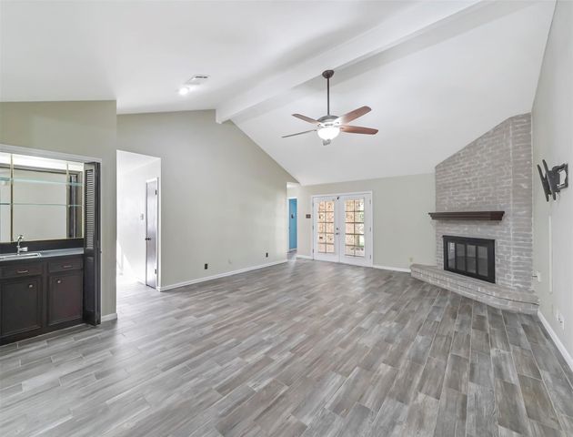 2304 Colleen Drive, Pearland, TX 77581