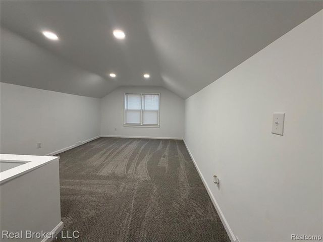 3640 Devonshire Road, Detroit, MI 48224