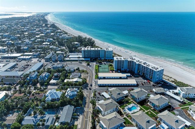 5200 GULF DRIVE 302, Holmes Beach, FL 34217