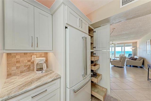 5200 GULF DRIVE 302, Holmes Beach, FL 34217