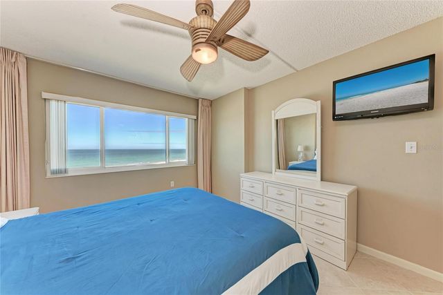5200 GULF DRIVE 302, Holmes Beach, FL 34217