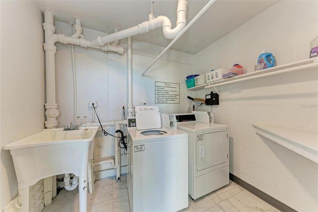 5200 GULF DRIVE 302, Holmes Beach, FL 34217