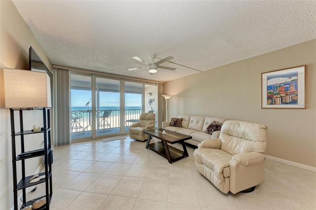 5200 GULF DRIVE 302, Holmes Beach, FL 34217