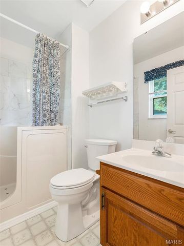 107 Vincent Street, Pacific, MO 63069