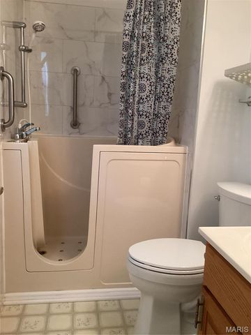 107 Vincent Street, Pacific, MO 63069