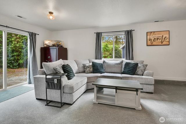 16226 2nd Place W, Lynnwood, WA 98087
