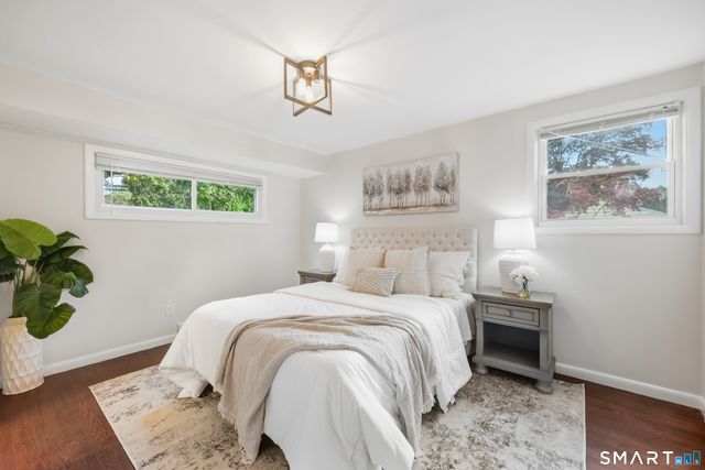 81 Elm Street, Simsbury, CT 06081