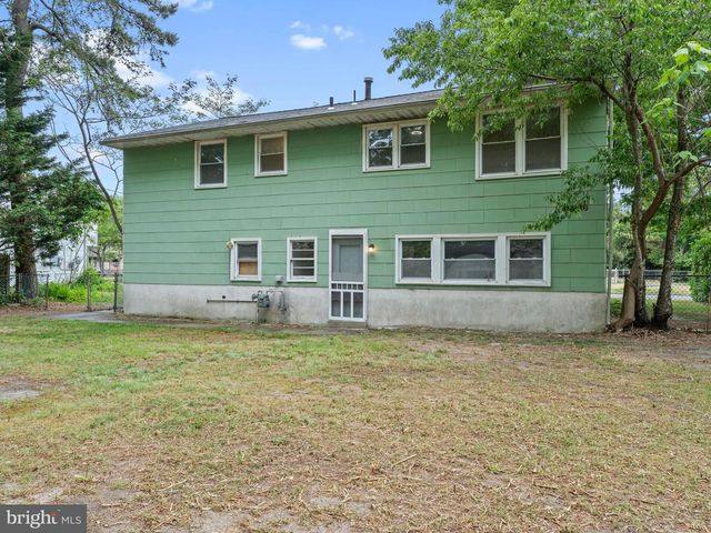 9 COOPER DR, Somers Point, NJ 08244
