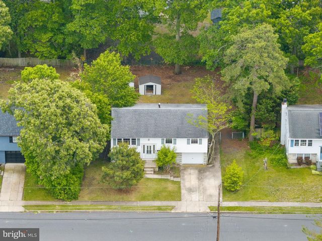 9 COOPER DR, Somers Point, NJ 08244