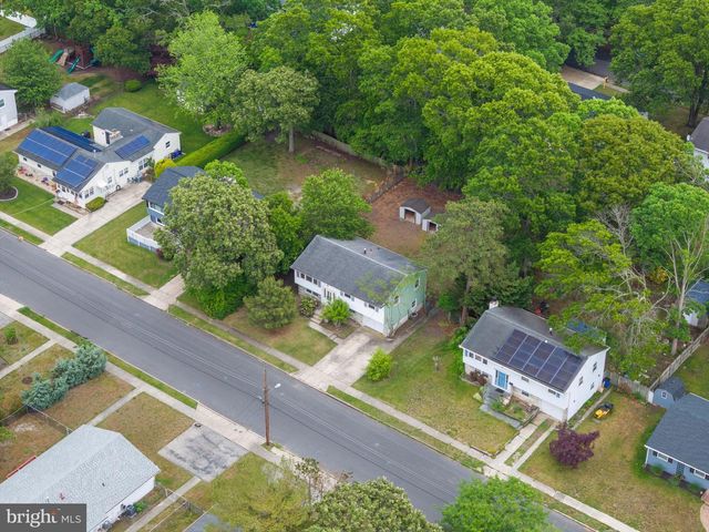 9 COOPER DR, Somers Point, NJ 08244