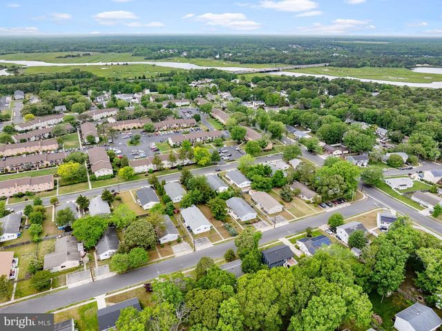9 COOPER DR, Somers Point, NJ 08244