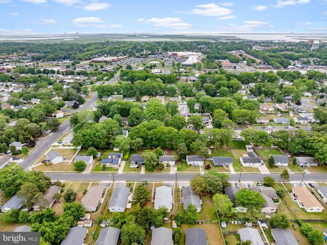 9 COOPER DR, Somers Point, NJ 08244