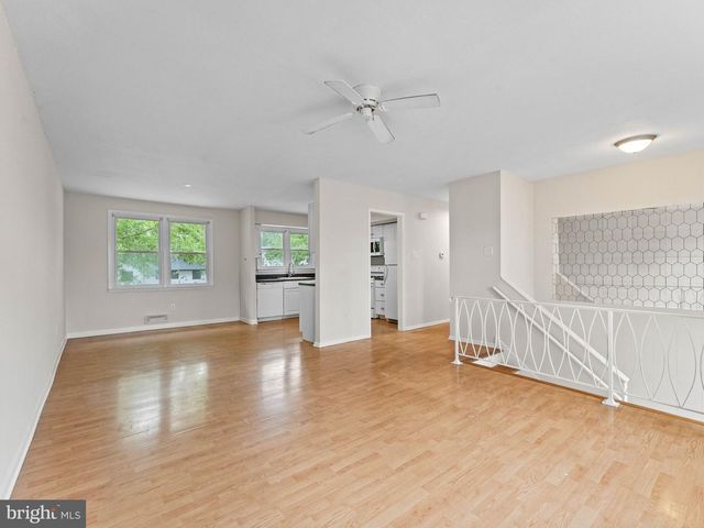 9 COOPER DR, Somers Point, NJ 08244