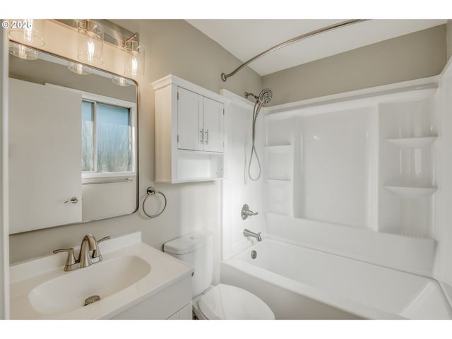 4923 Se 113TH Ave, Portland, OR 97266