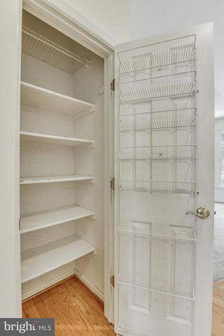 122 SHEPHERDSON LN NE, Vienna, VA 22180