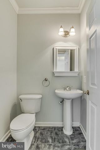 122 SHEPHERDSON LN NE, Vienna, VA 22180