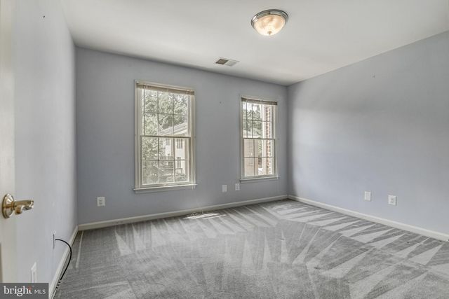 122 SHEPHERDSON LN NE, Vienna, VA 22180