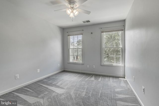 122 SHEPHERDSON LN NE, Vienna, VA 22180