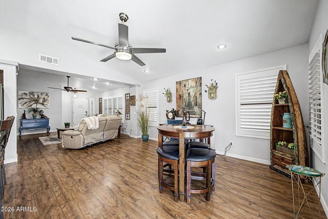 3807 W RUNION Drive, Glendale, AZ 85308