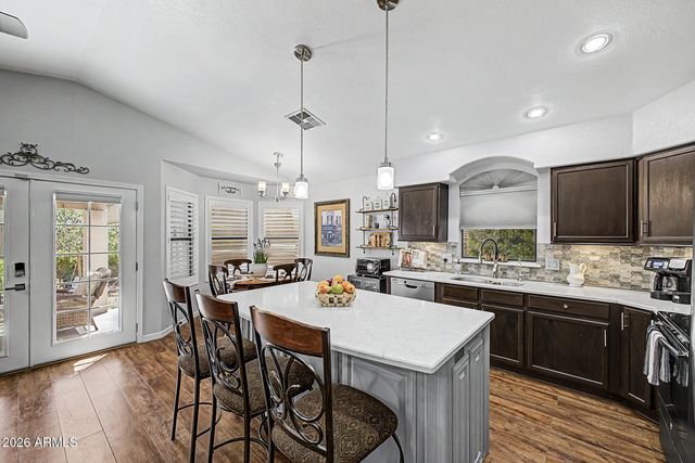 3807 W RUNION Drive, Glendale, AZ 85308
