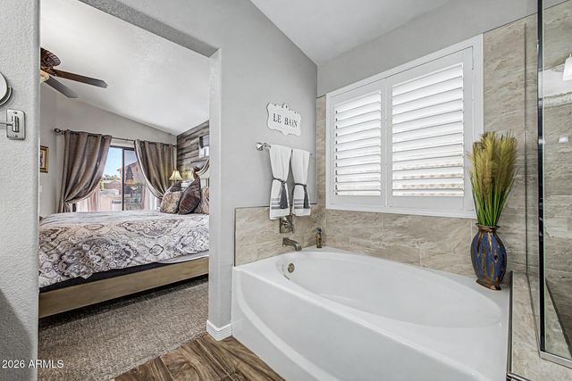 3807 W RUNION Drive, Glendale, AZ 85308