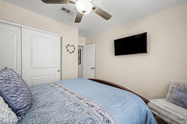 3807 W RUNION Drive, Glendale, AZ 85308