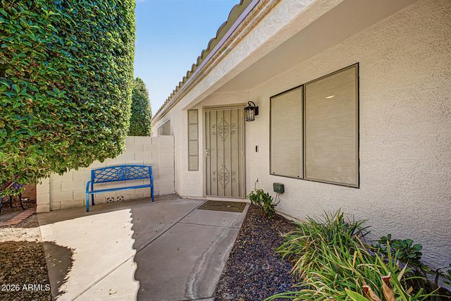 3807 W RUNION Drive, Glendale, AZ 85308