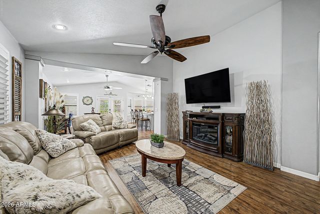 3807 W RUNION Drive, Glendale, AZ 85308