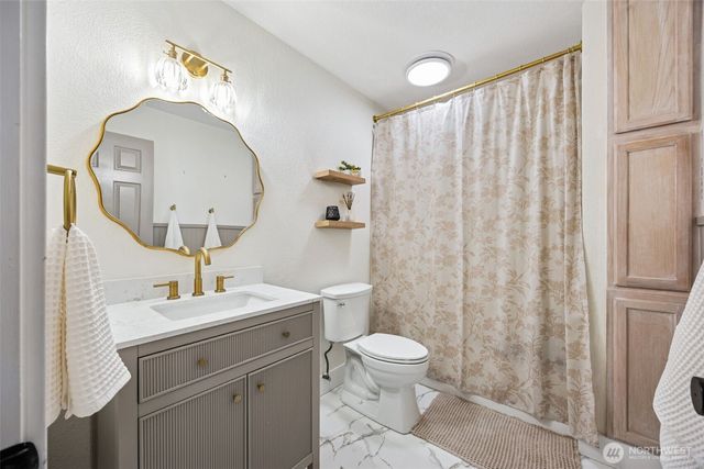 2927 27th Lane NE, Olympia, WA 98506