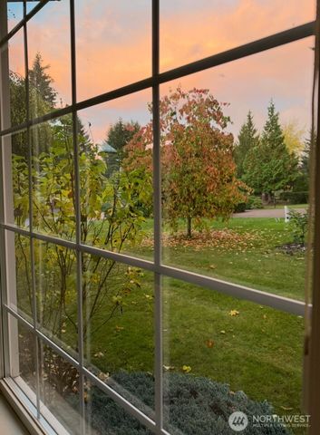 2927 27th Lane NE, Olympia, WA 98506