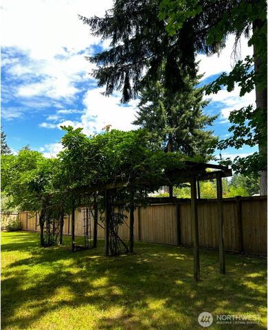 2927 27th Lane NE, Olympia, WA 98506