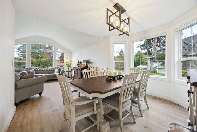 2927 27th Lane NE, Olympia, WA 98506