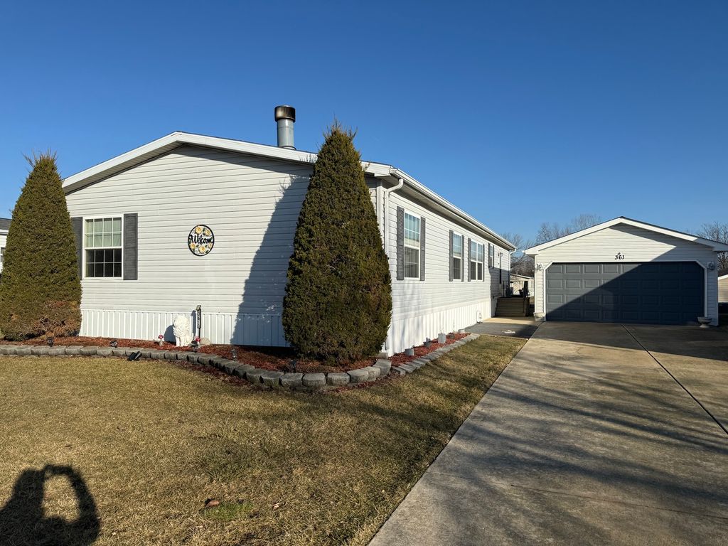 361 DAFFODIL Lane, Matteson, IL 60443