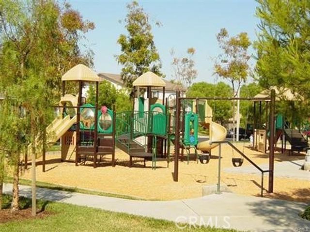 99 Waterman 154, Irvine, CA 92602