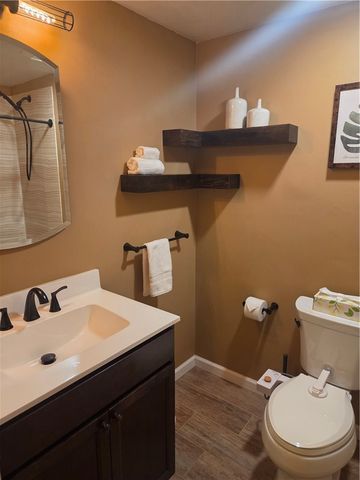 1830 Duncan Ave, Mccandless, PA 15101