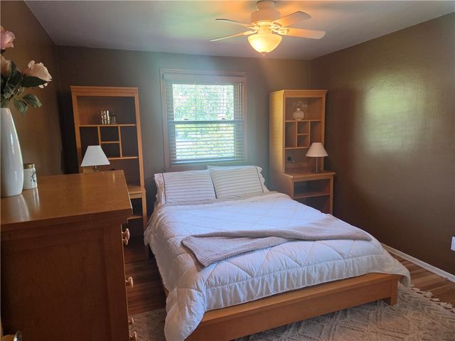 1830 Duncan Ave, Mccandless, PA 15101