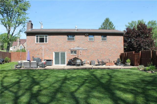 1830 Duncan Ave, Mccandless, PA 15101