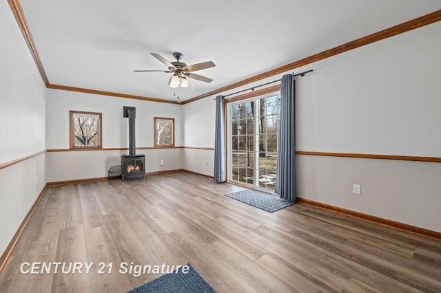 3690 Waterloo Drive, Saginaw, MI 48603