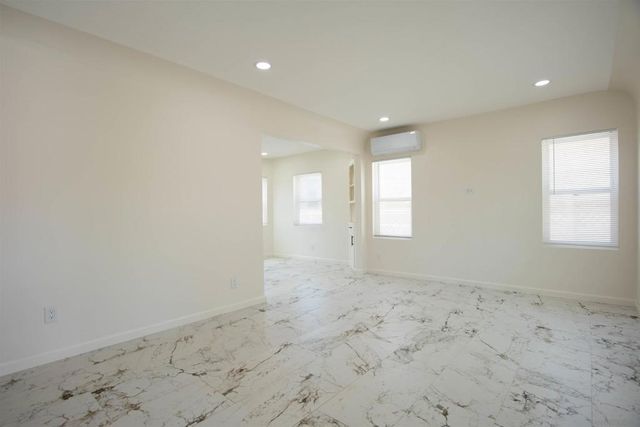 4563 Rainier Ave, San Diego, CA 92120