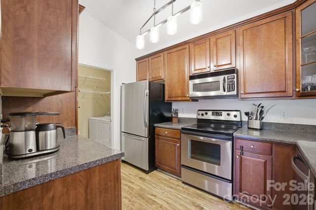 16917 Doe Valley Court, Cornelius, NC 28031