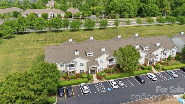 16917 Doe Valley Court, Cornelius, NC 28031