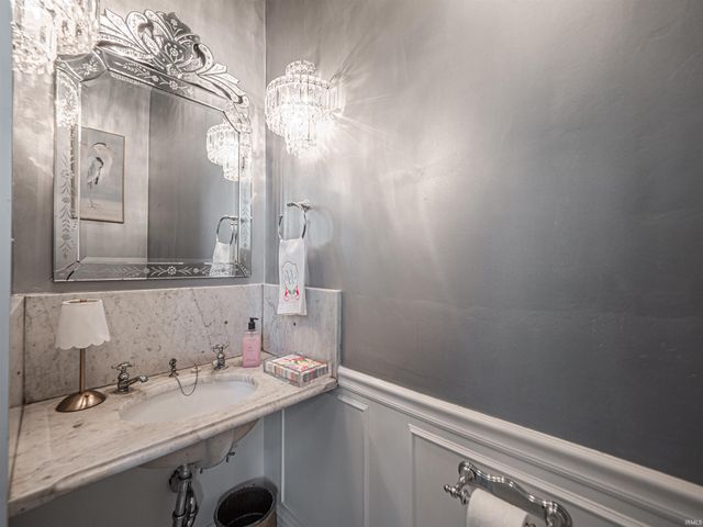 1403 SE Second St Street, Evansville, IN 47713