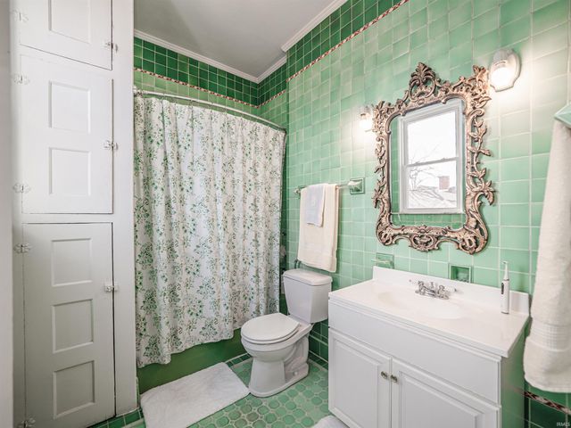 1403 SE Second St Street, Evansville, IN 47713